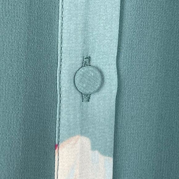 Ann Taylor Sage Green Floral Button Up Sheer Long Sleeve Top Size M - Picture 7 of 7